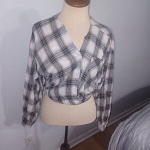 Shein- Crop Flannel- W Sz Small-4